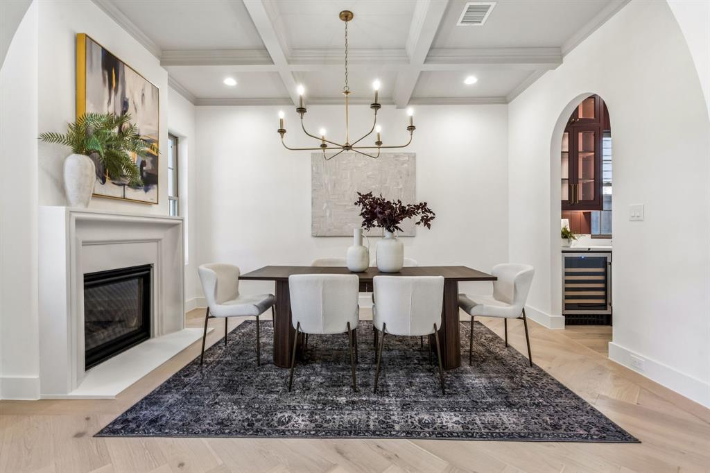 6402 Westlake Avenue