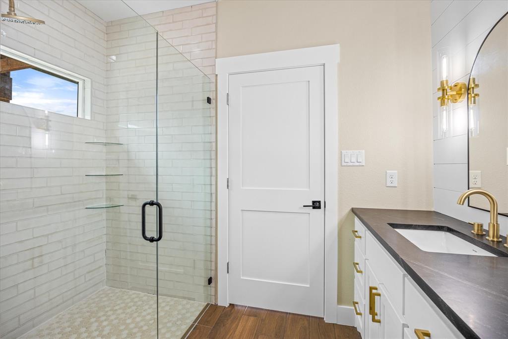 Comanche Cove - Residential