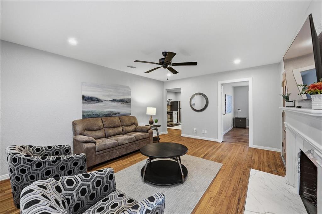 2614 Roanoke Avenue