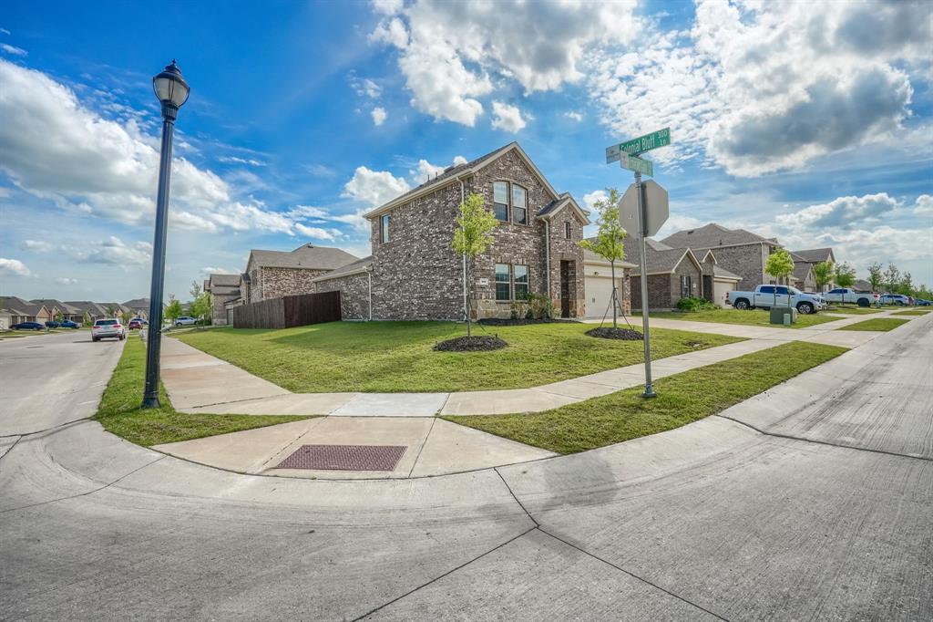 901 Emerald Gate Drive