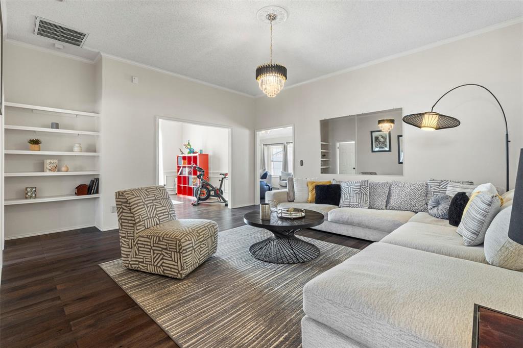 6621 MacIntosh Drive