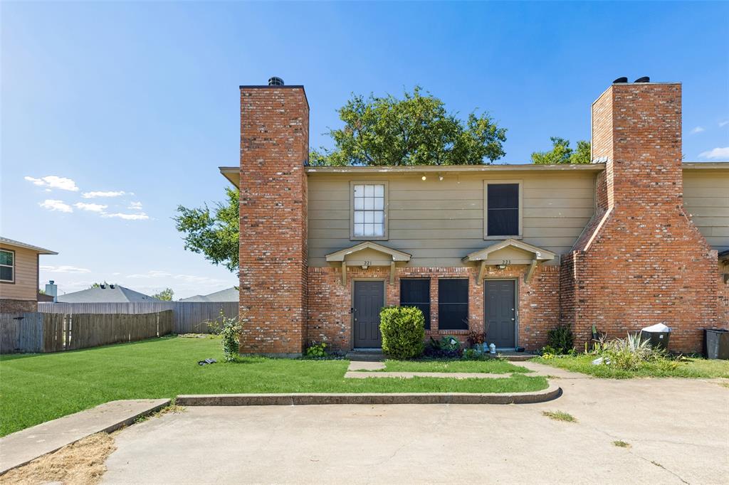 221 Cambridge Drive