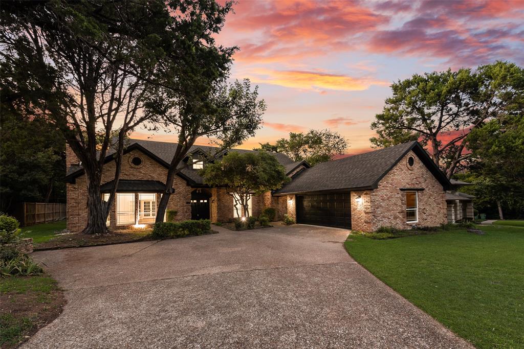 811 Cobblestone Court