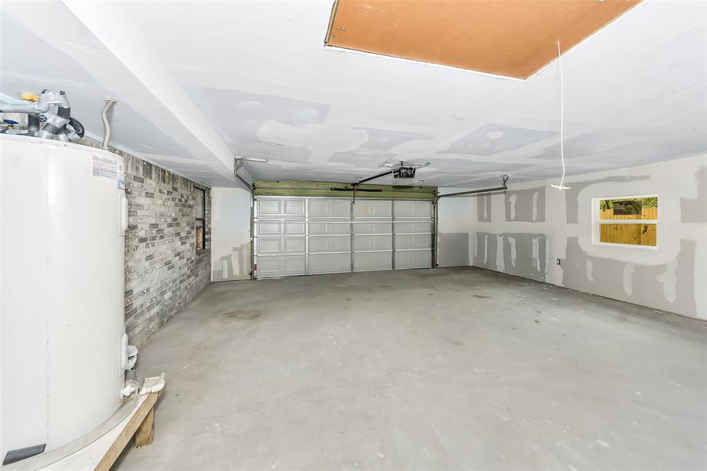 Lake Crest Estate #1 - Residential