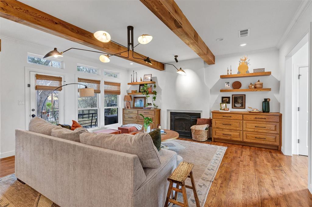 Decordova Bend Estate - Residential