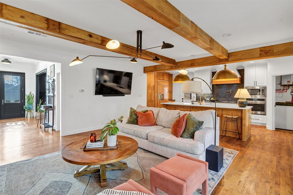 Decordova Bend Estate - Residential