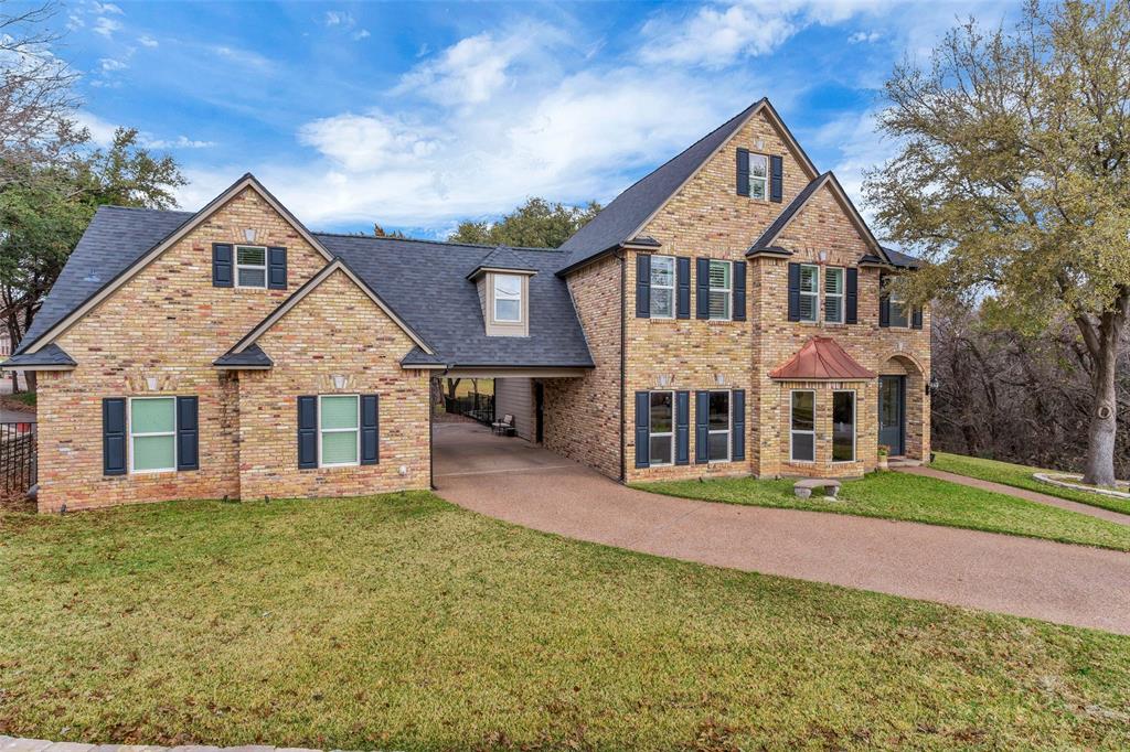 Decordova Bend Estate - Residential