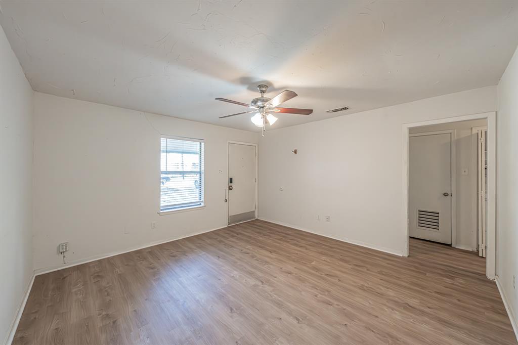 Loyds Add - Residential Lease