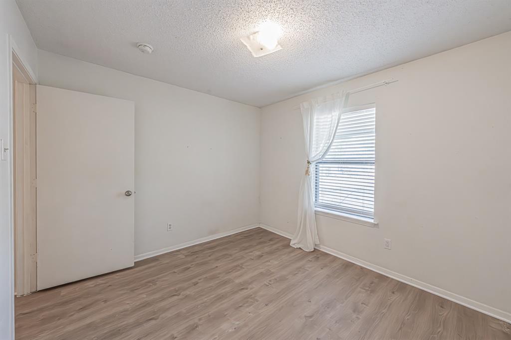 Loyds Add - Residential Lease