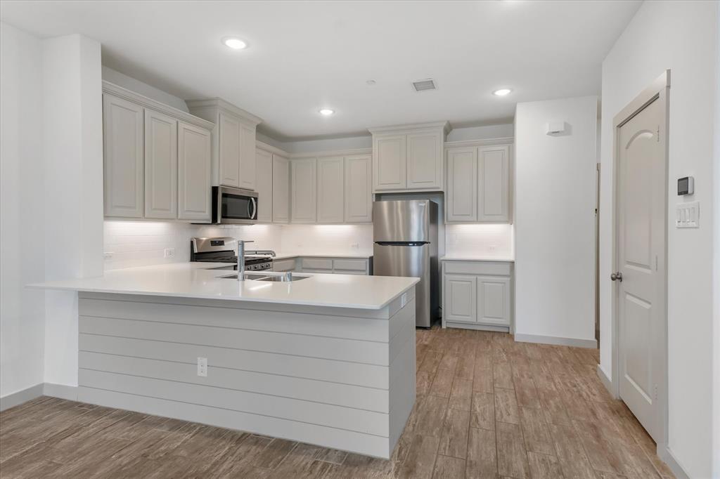 Apples Crossing - Residential