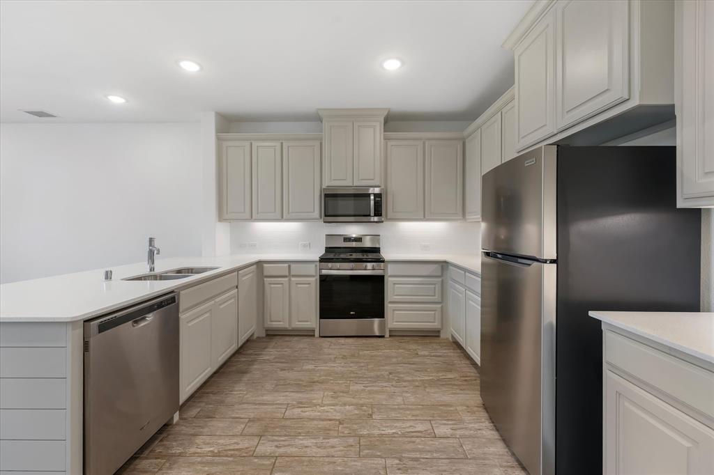 Apples Crossing - Residential