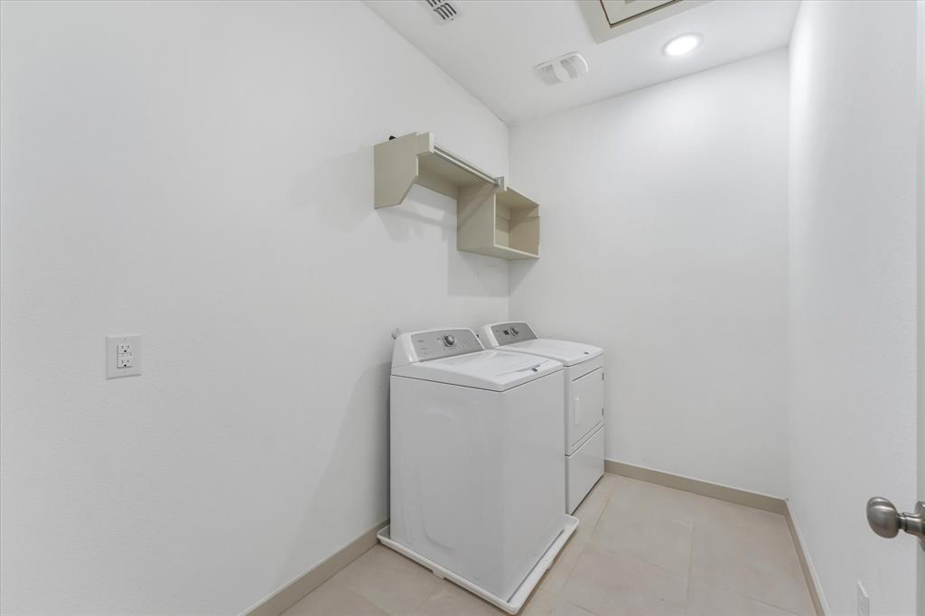 Apples Crossing - Residential