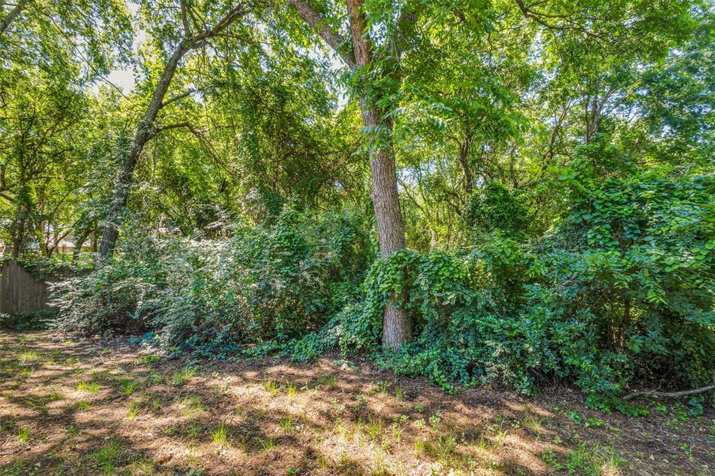 North Lake Highlands - Land