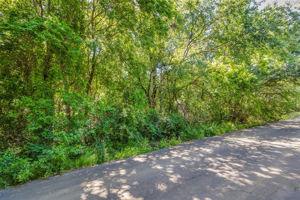 North Lake Highlands - Land