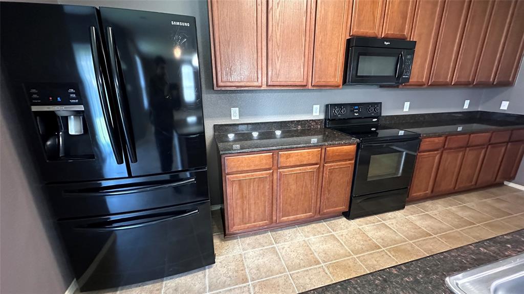 Windsor Farms Ph 1 - Residential Lease