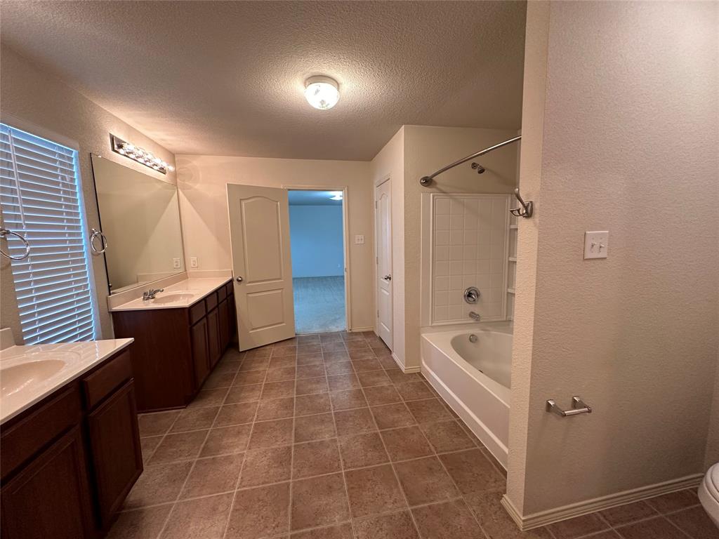 Windsor Farms Ph 1 - Residential Lease