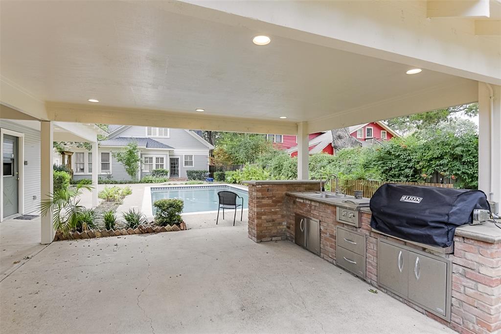 College - Residential