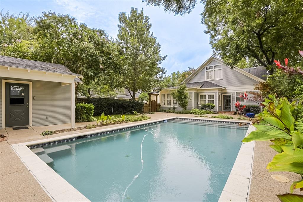 College - Residential