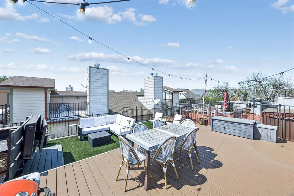 VERSAILLES II - Residential