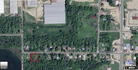 349 W Neagle Avenue Paris TX 75460
