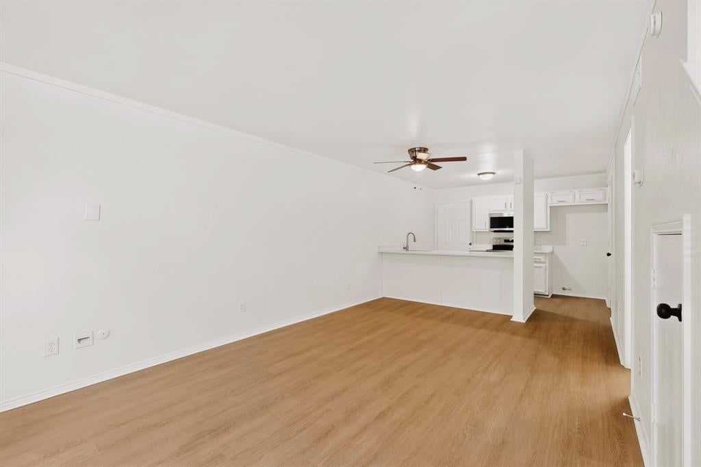 130-132 Graystone Place
