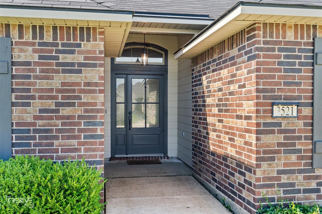 3521 Grand Cane Lane