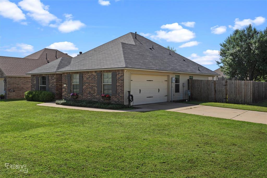 3521 Grand Cane Lane