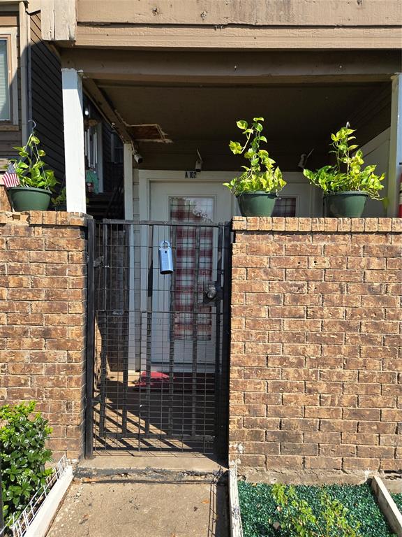 Richland Trace Condos - Residential