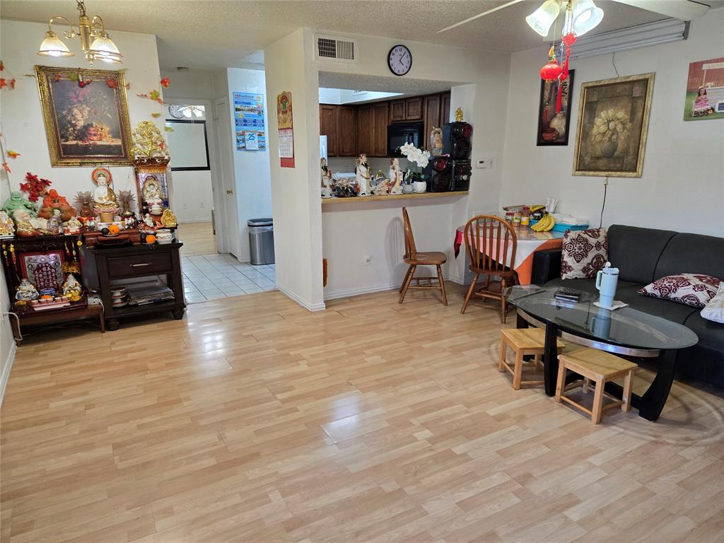 9801 Walnut Street 102