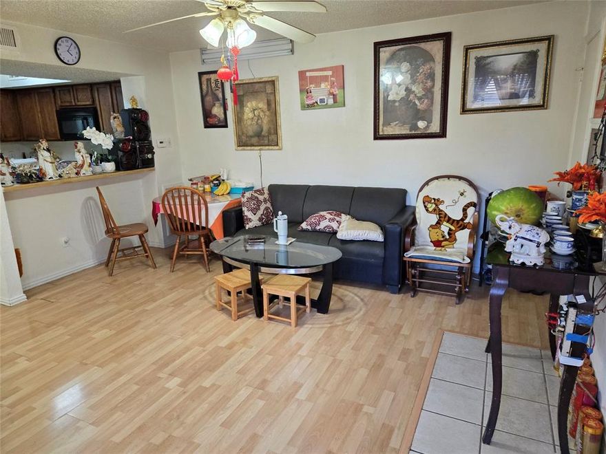 Well kept roomy one bedroom unit on the ground floor at the front end of the complex. Fully equipped with refrigerator, stove, microwave, stackable washer dryer combo. Laminate and tile flooring throughout. Nice and neat unit. Convenient to shopping, supermarket, highways, and Richand College.