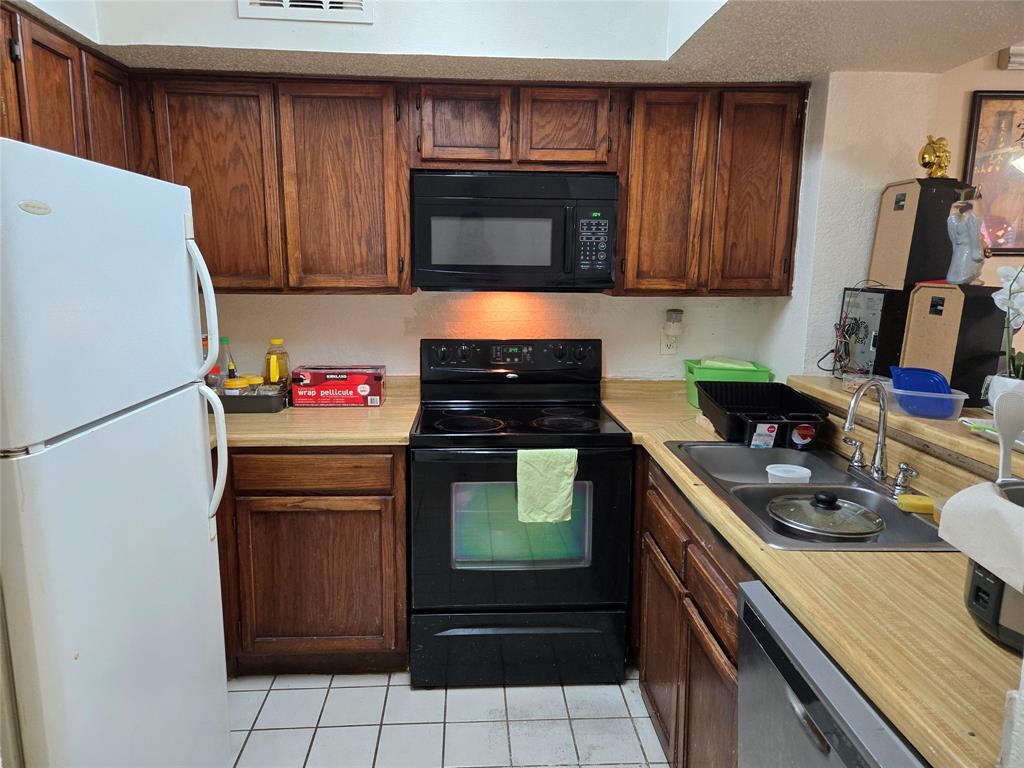 9801 Walnut Street 102