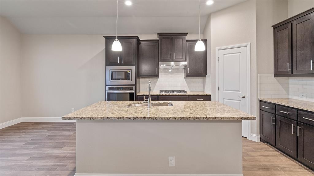 10384 SARASOTA Street