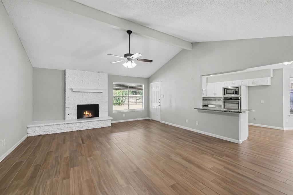 826 Glacier Lane