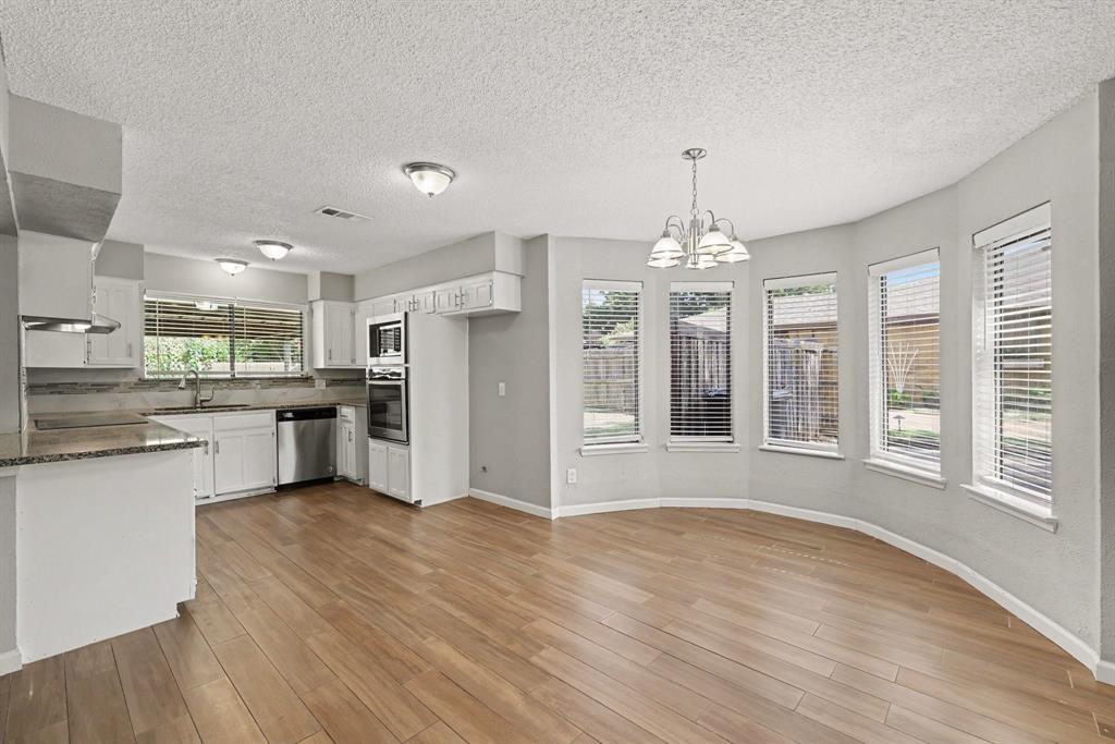 826 Glacier Lane