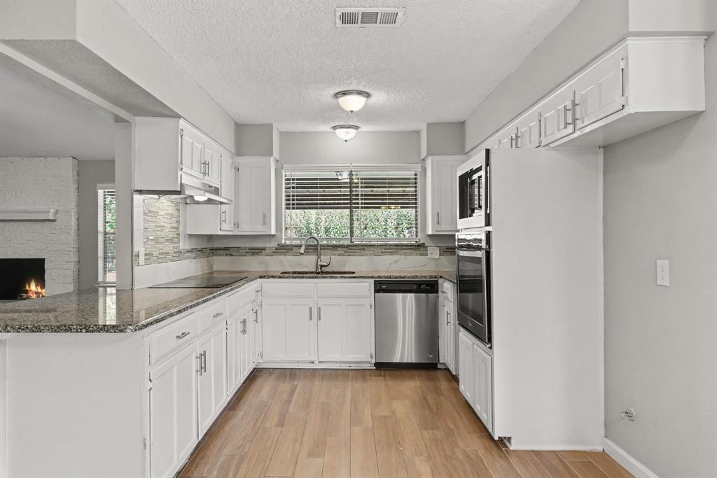 826 Glacier Lane