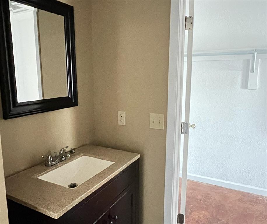 1612-1614 Albert Broadfoot Street