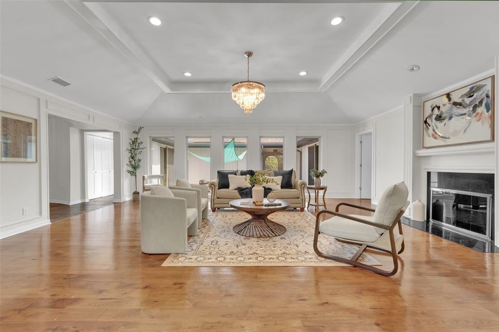 9511 Robin Meadow Drive