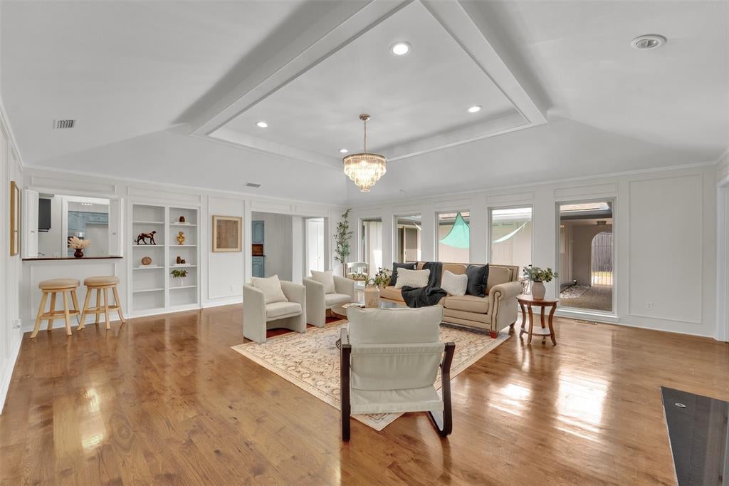 9511 Robin Meadow Drive