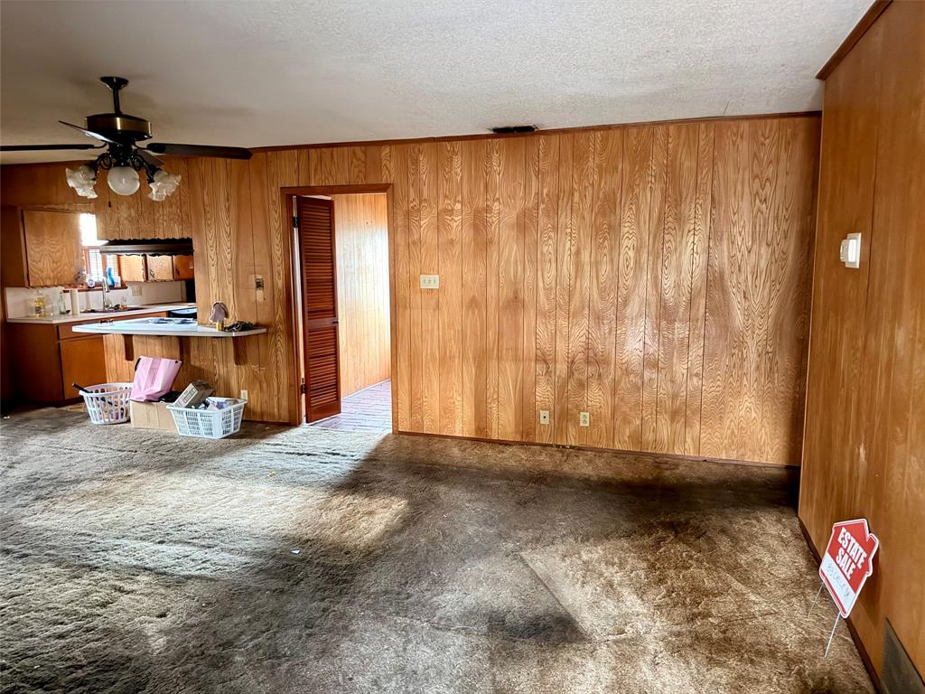 813 Circle Drive