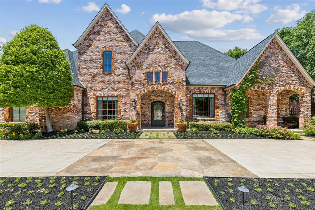 1213 Clubhouse Court