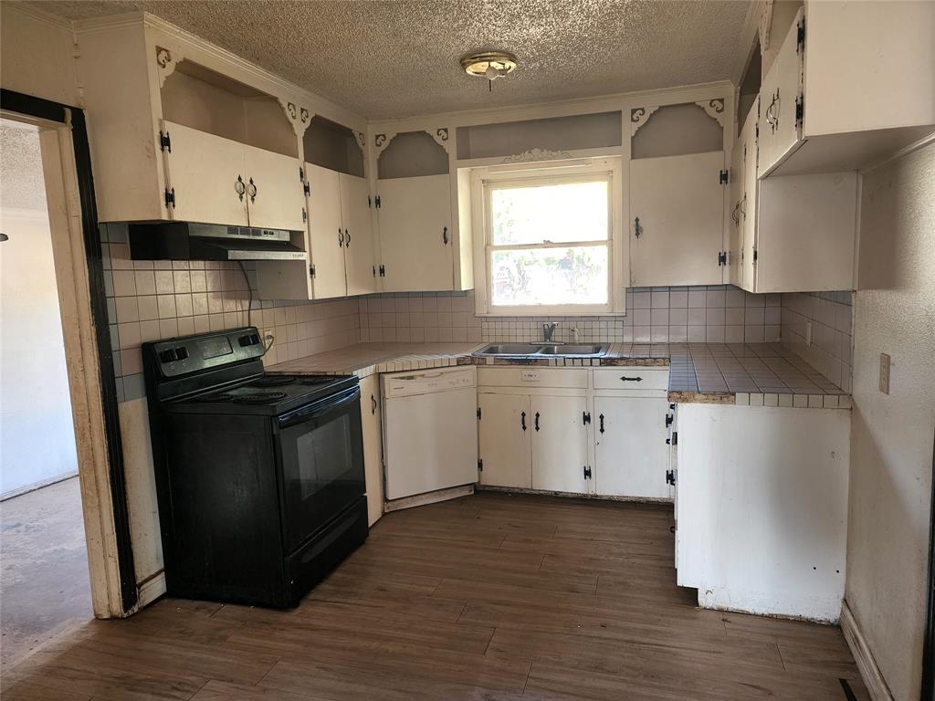 342 S Leggett Drive