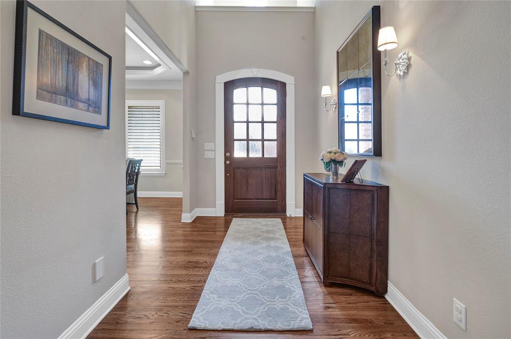 4017 Edgewater Court
