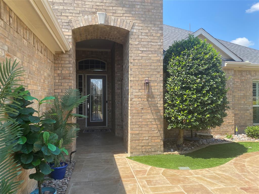 9921 Crestview Drive