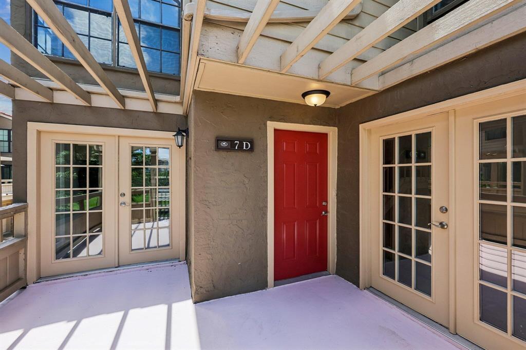 5200 Martel Avenue 7D