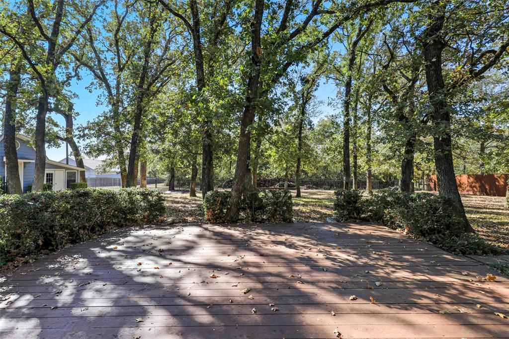 Elm Crk Ests - Residential