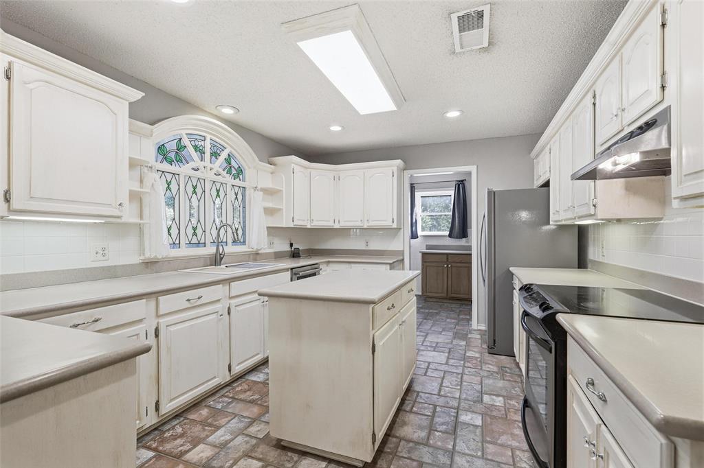 Elm Crk Ests - Residential