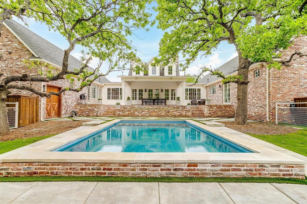 Aledo River - Residential