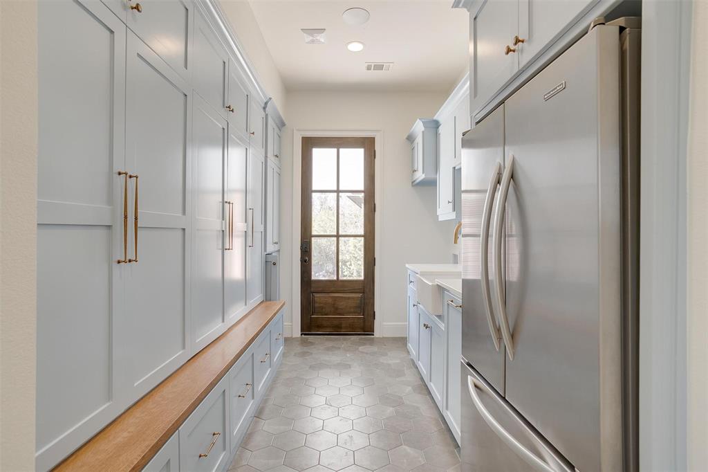 Aledo River - Residential