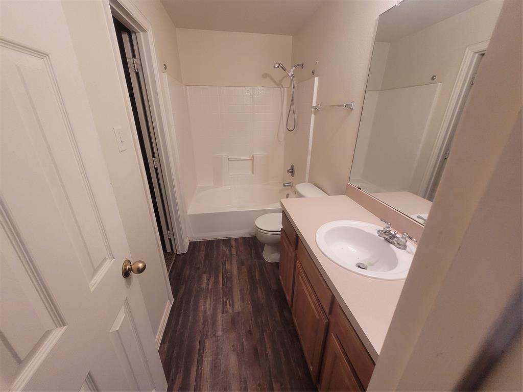 WYNDHAM MEADOWS - Residential Lease