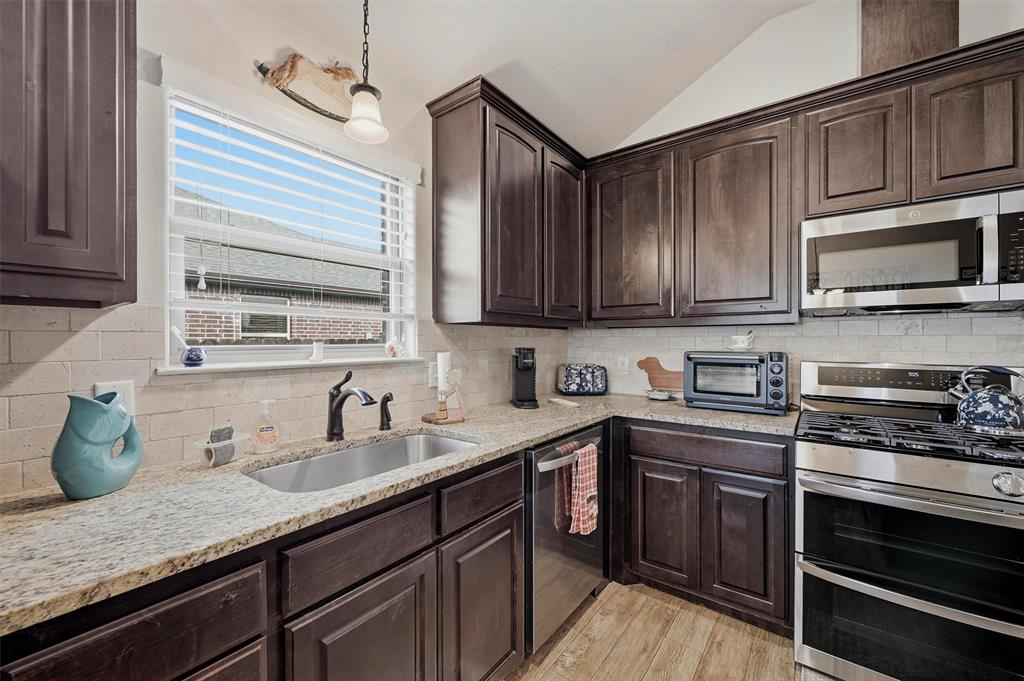 G-5662 Collins C C - Residential